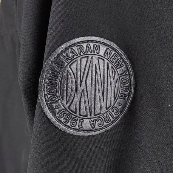 DKNY Womens Water Resistant Hooded Adjustable Waist Long Lined Parka NWT - Picture 7 of 13